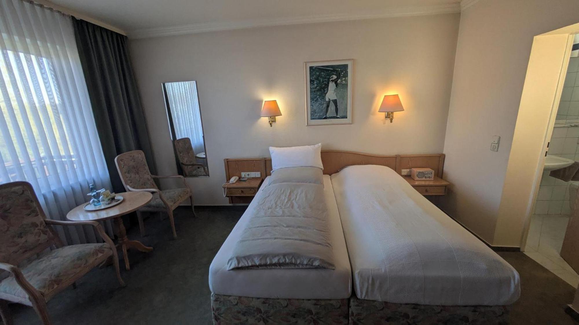 Landhotel Sonneneck - Breuna Im Naturpark Экстерьер фото